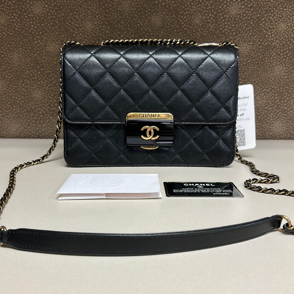 🔥🔥🔥Authentic Chanel Beauty Lock Single Flap Quilted Leather Shoulder Bag